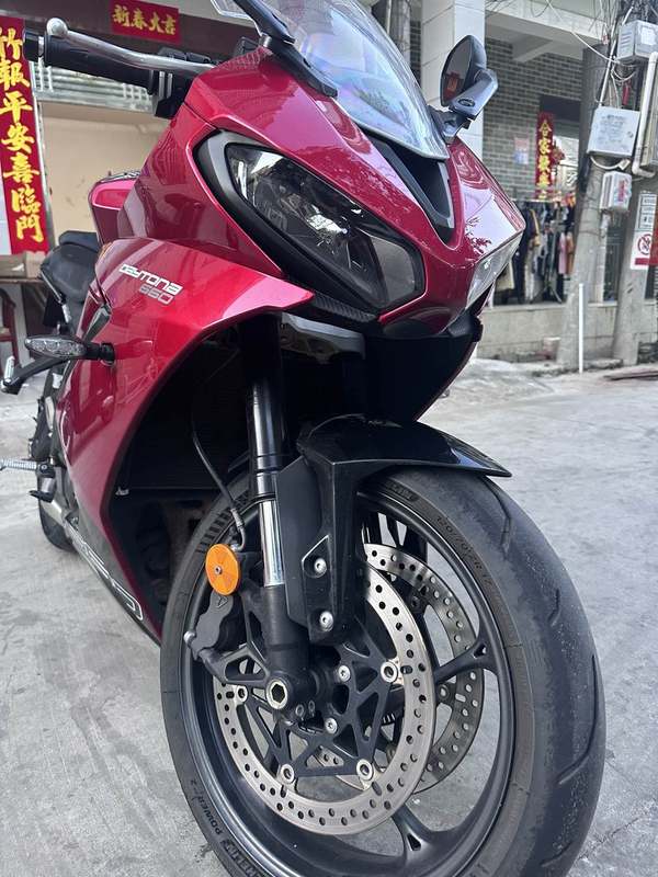 二手凯旋Daytona 660