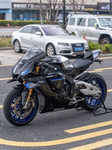 二手雅马哈YZF-R1