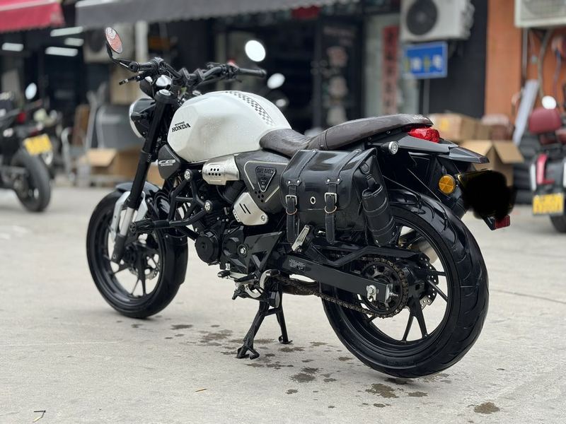 二手五羊本田鸷道 CB190SS