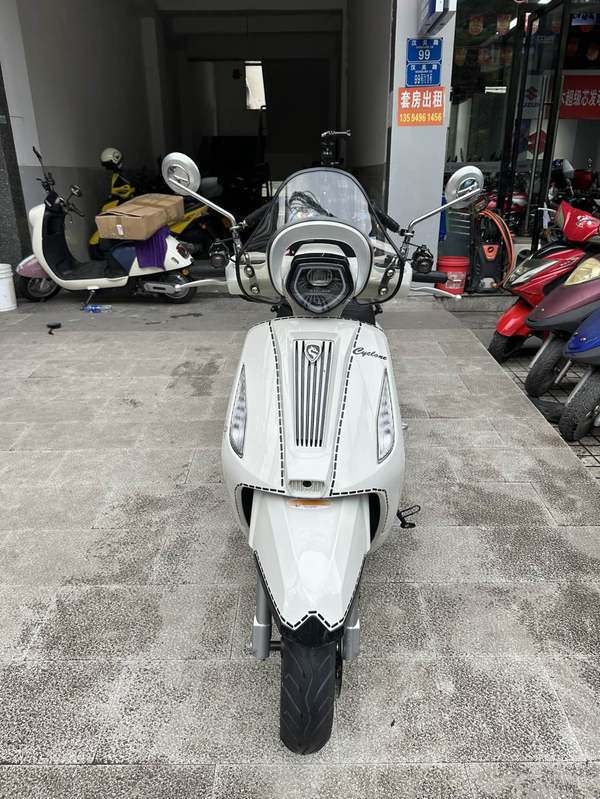 二手赛科龙RT150E 米兰