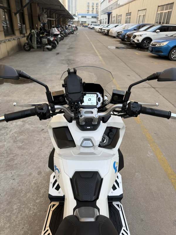 二手三阳哈士奇 Husky ADV150