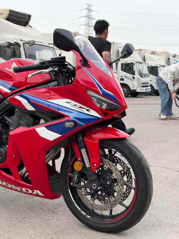 二手本田CBR650R