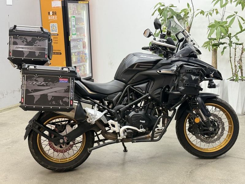 二手贝纳利TRK552