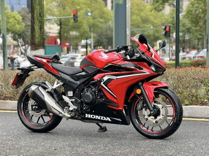 二手本田CBR400R