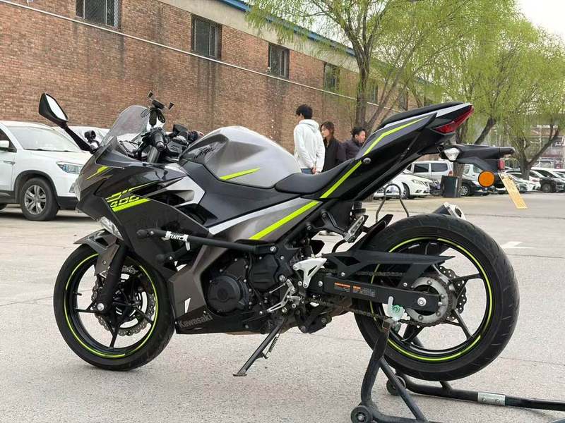 二手川崎Ninja 400