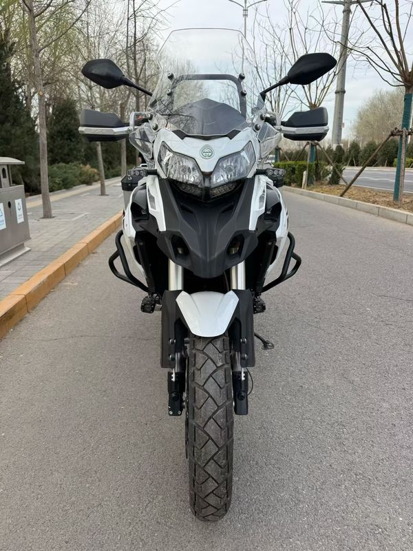 二手贝纳利金鹏 TRK502