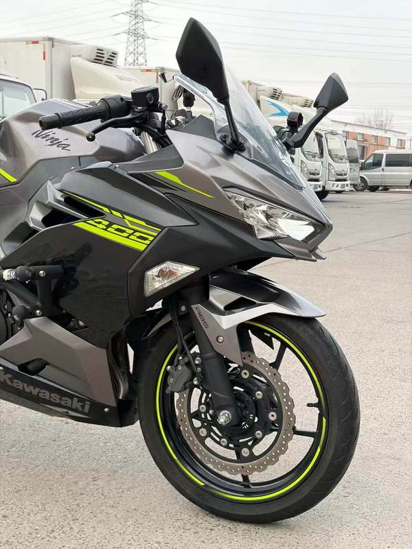 二手川崎Ninja 400