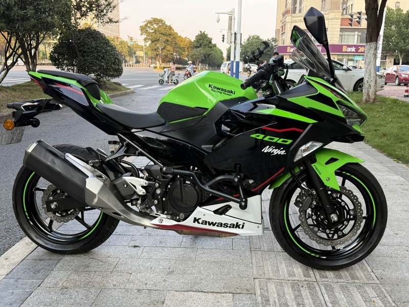 二手川崎Ninja 400