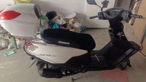 二手五羊本田SCR125