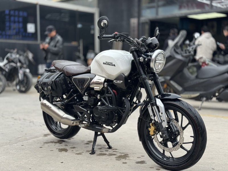 二手五羊本田鸷道 CB190SS