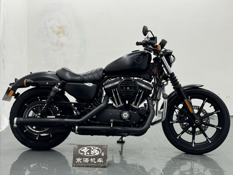 二手哈雷戴维森Iron883 硬汉