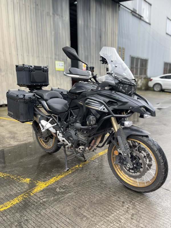 二手贝纳利TRK552