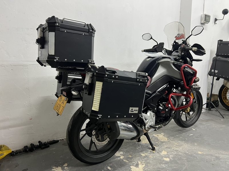 二手五羊本田猛鸷 CB190X