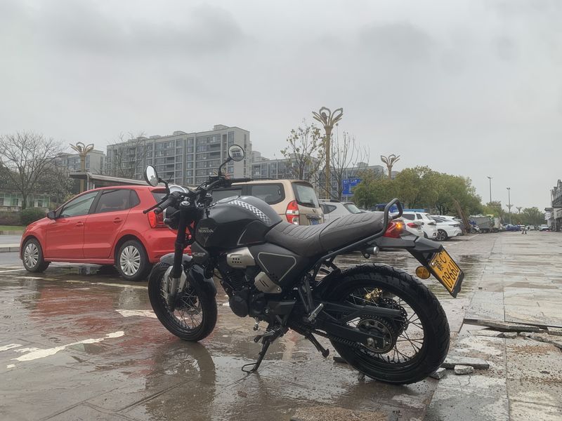 二手五羊本田鸷道 CB190SS