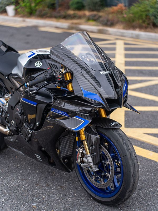 二手雅马哈YZF-R1