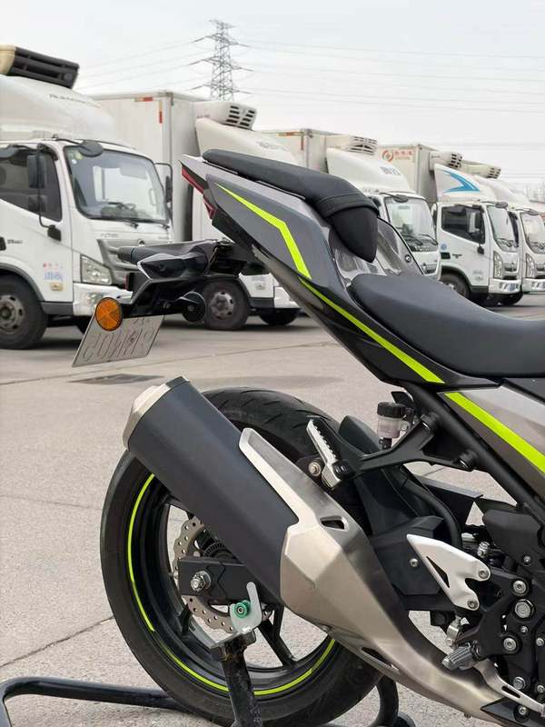 二手川崎Ninja 400