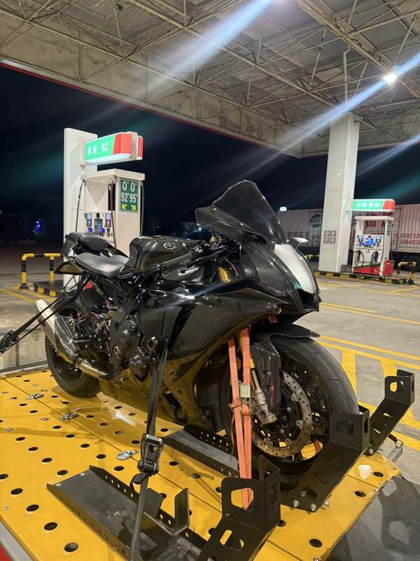 二手雅马哈YZF-R1