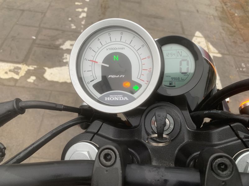 二手五羊本田鸷道 CB190SS