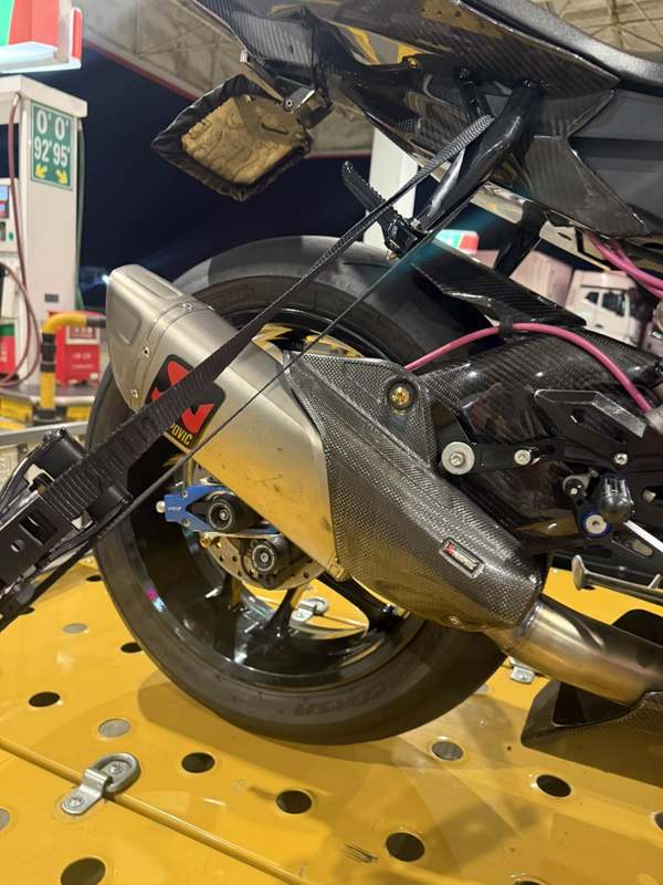 二手雅马哈YZF-R1