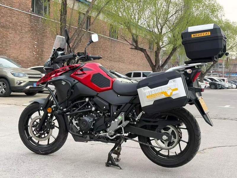 二手豪爵铃木DL250