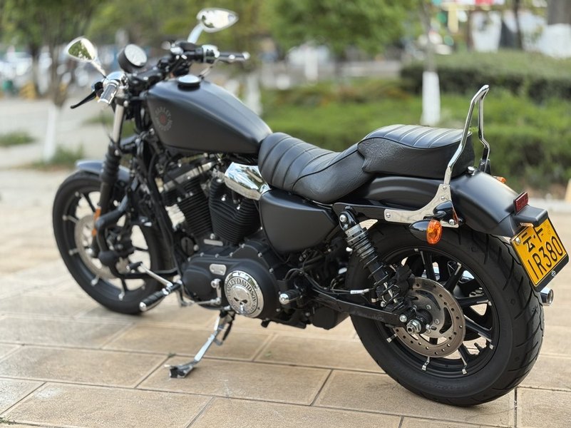 二手哈雷戴维森Iron883 硬汉