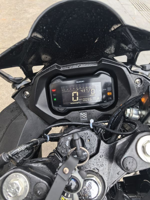 二手豪爵铃木GSX250R