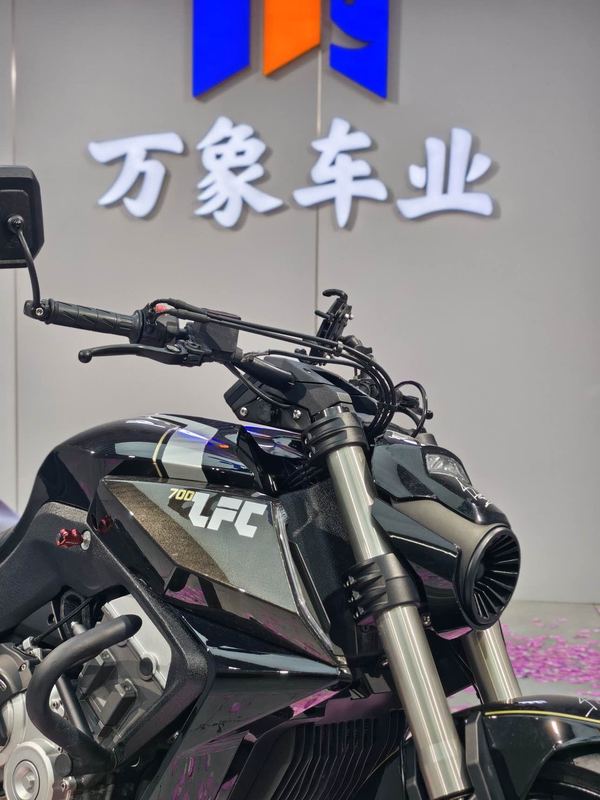 二手奔达LFC700 燎