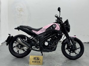 二手贝纳利幼狮 Leoncino 150