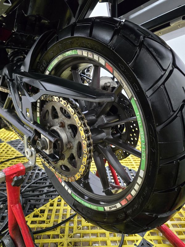 二手贝纳利金鹏 TRK502