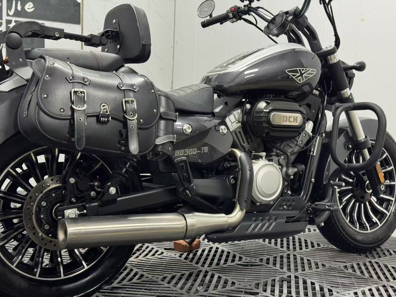 二手奔达Rock300 灰石