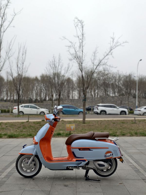 二手维多利亚Sixties 250Si