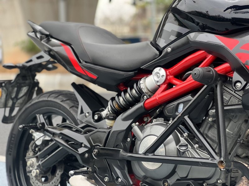 二手贝纳利蓝宝龙 BN302S