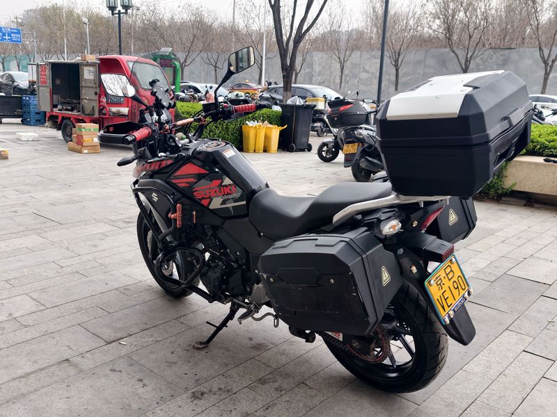 二手豪爵铃木DL250