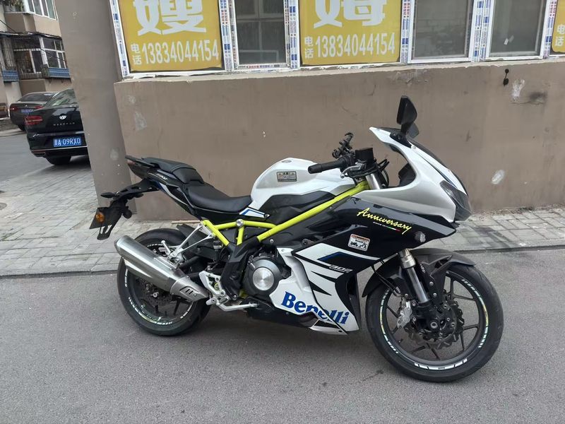 二手贝纳利龙卷风 Tornado 302R