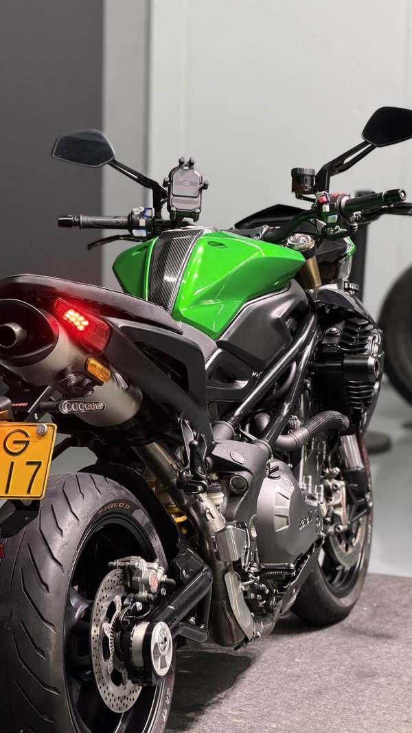 二手贝纳利TNT899