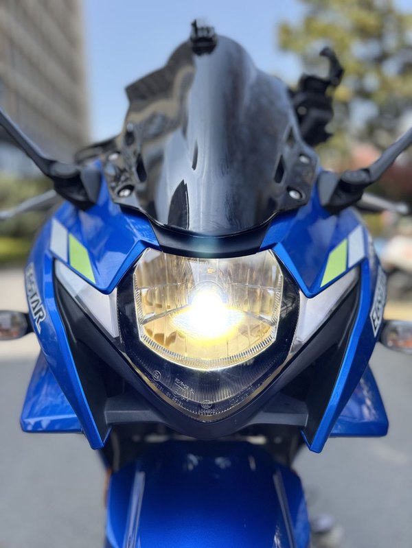二手豪爵铃木GSX250R