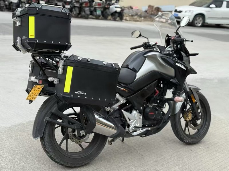 二手五羊本田猛鸷 CB190X