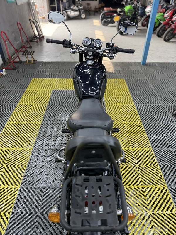 二手贝纳利帝国 imperiale 400