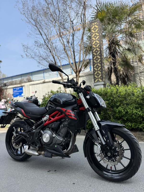 二手贝纳利蓝宝龙 BN302S