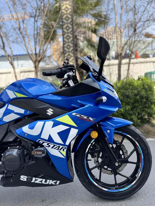 二手豪爵铃木GSX250R