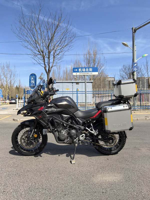 二手贝纳利金鹏 TRK502