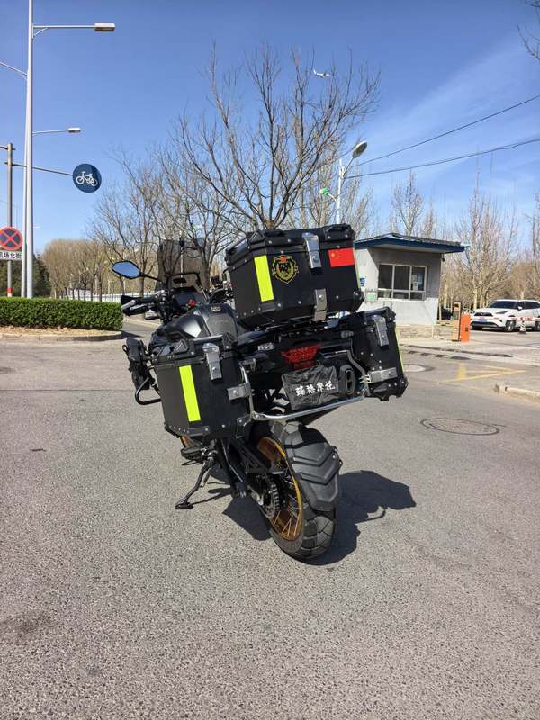 二手贝纳利TRK552