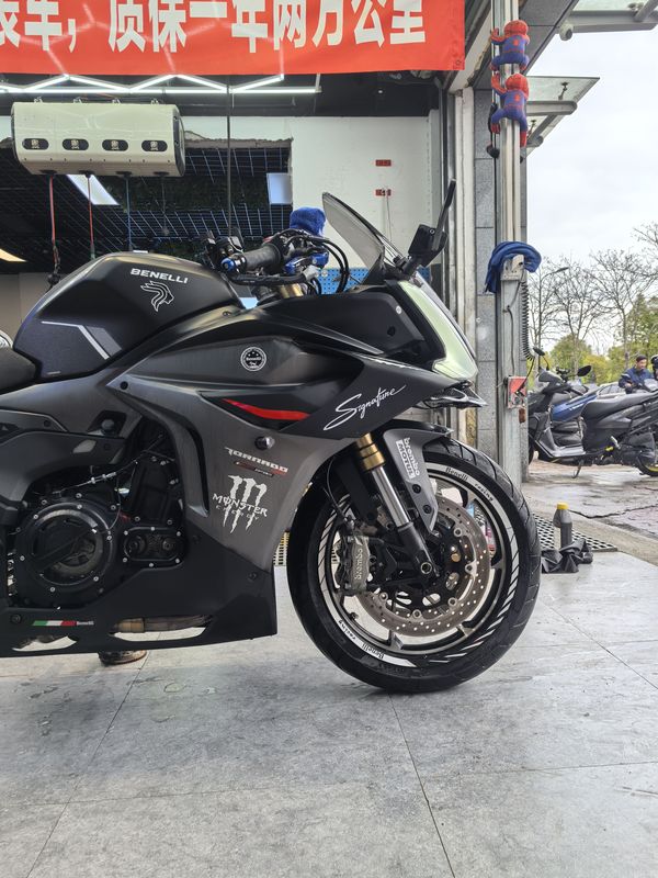 二手贝纳利龙卷风 Tornado 552R