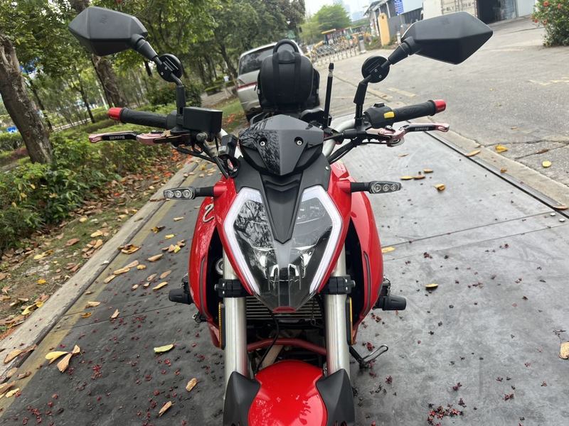 二手贝纳利小迅龙 BN150S