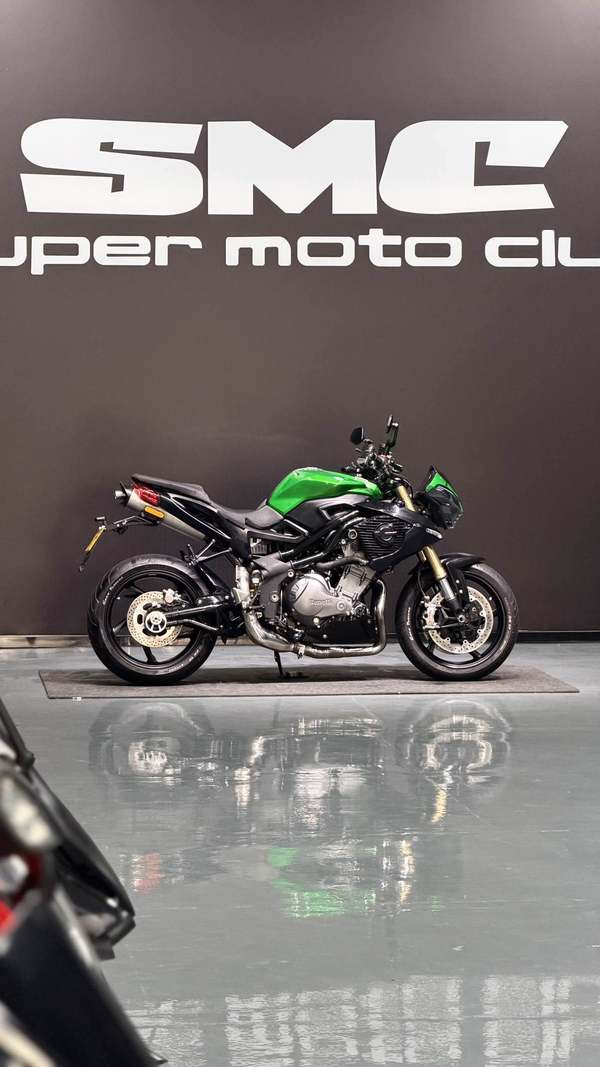 二手贝纳利TNT899