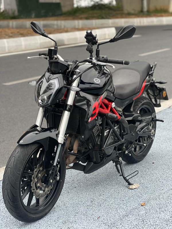 二手贝纳利蓝宝龙 BN302S