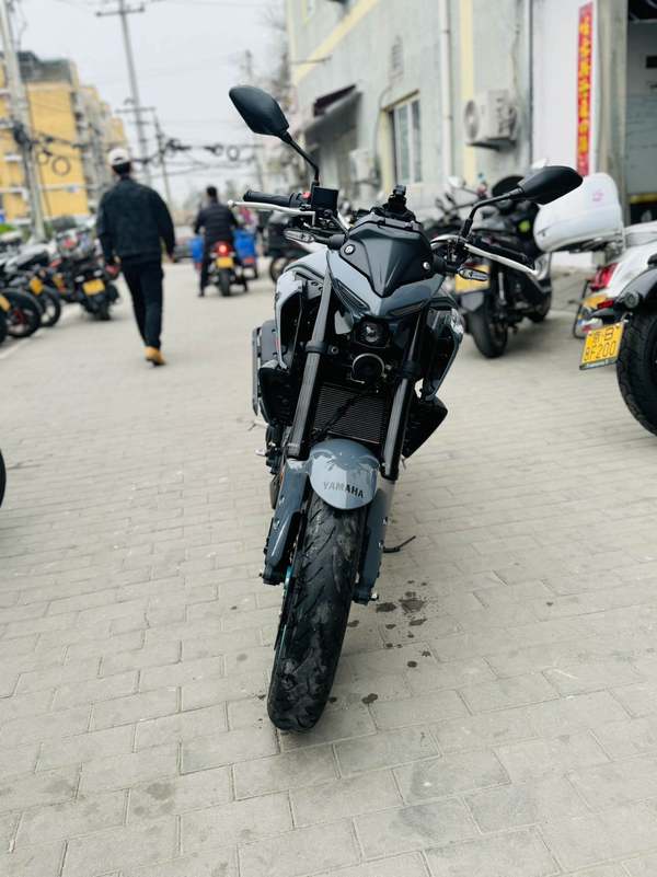 二手雅马哈MT-03