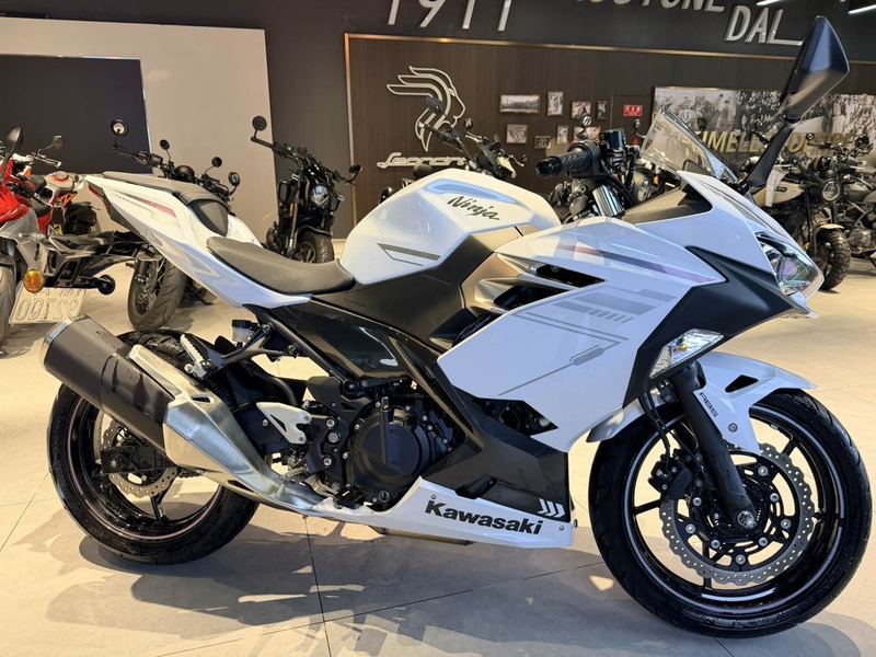 二手川崎Ninja 400