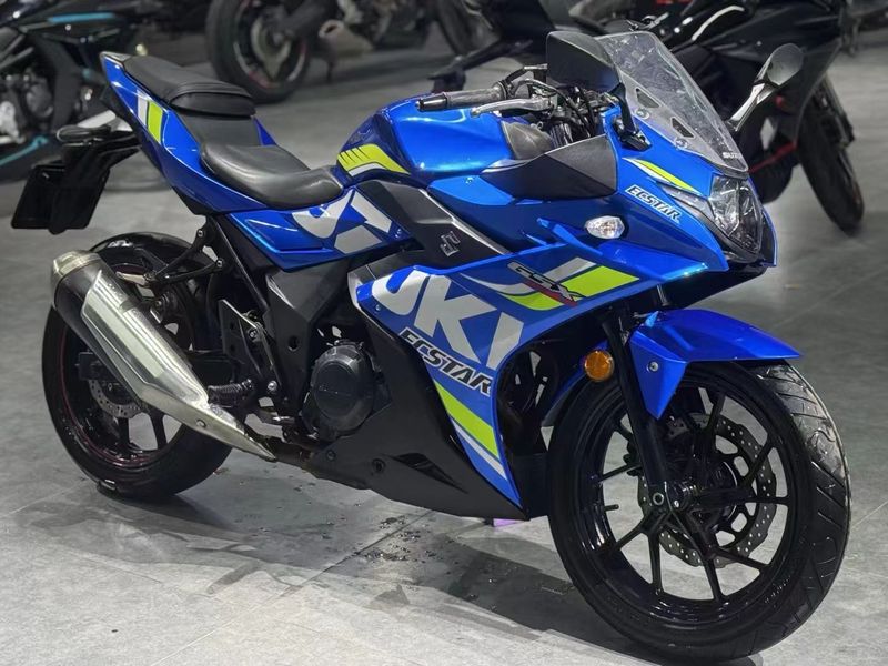 二手豪爵铃木GSX250R