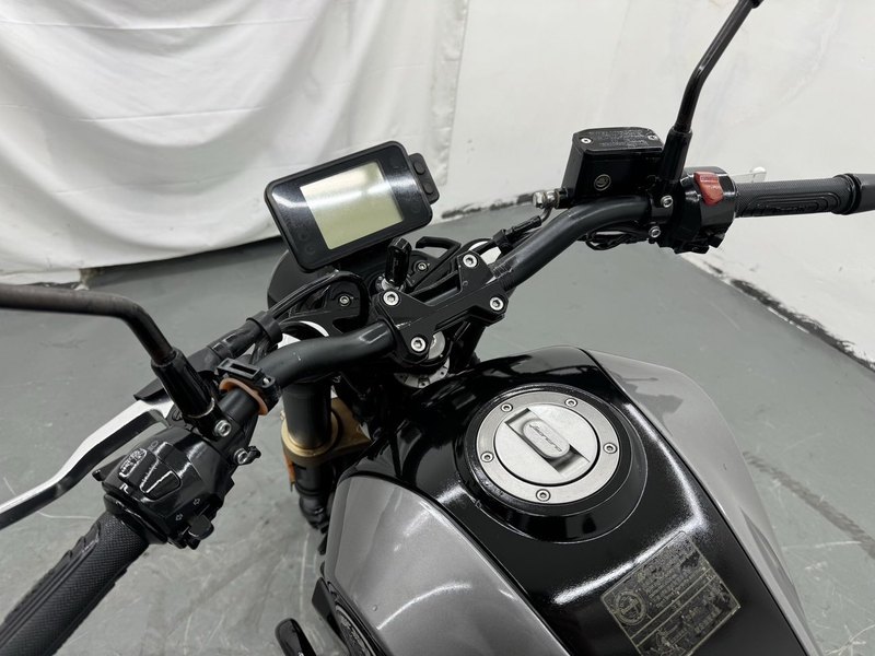 二手贝纳利幼狮 Leoncino 250